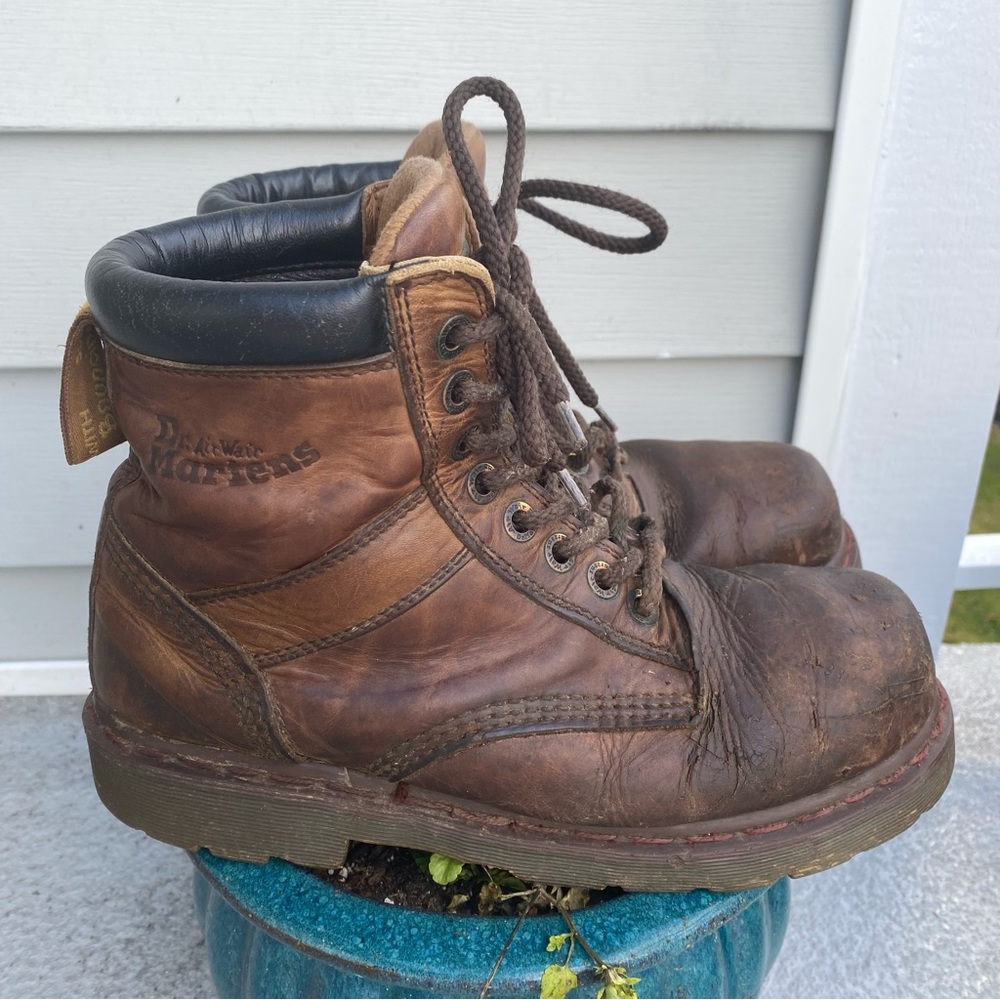 SOLD Dr. Martens AirWair Steel Toe work Boots Sz.10 y2k vintage